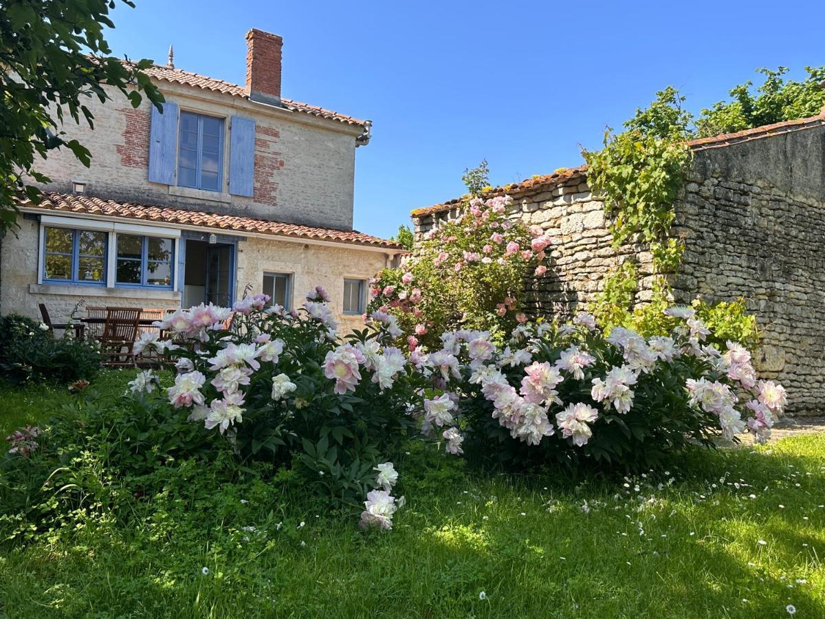 L'Ileau Villa La Taillee Bagian luar foto